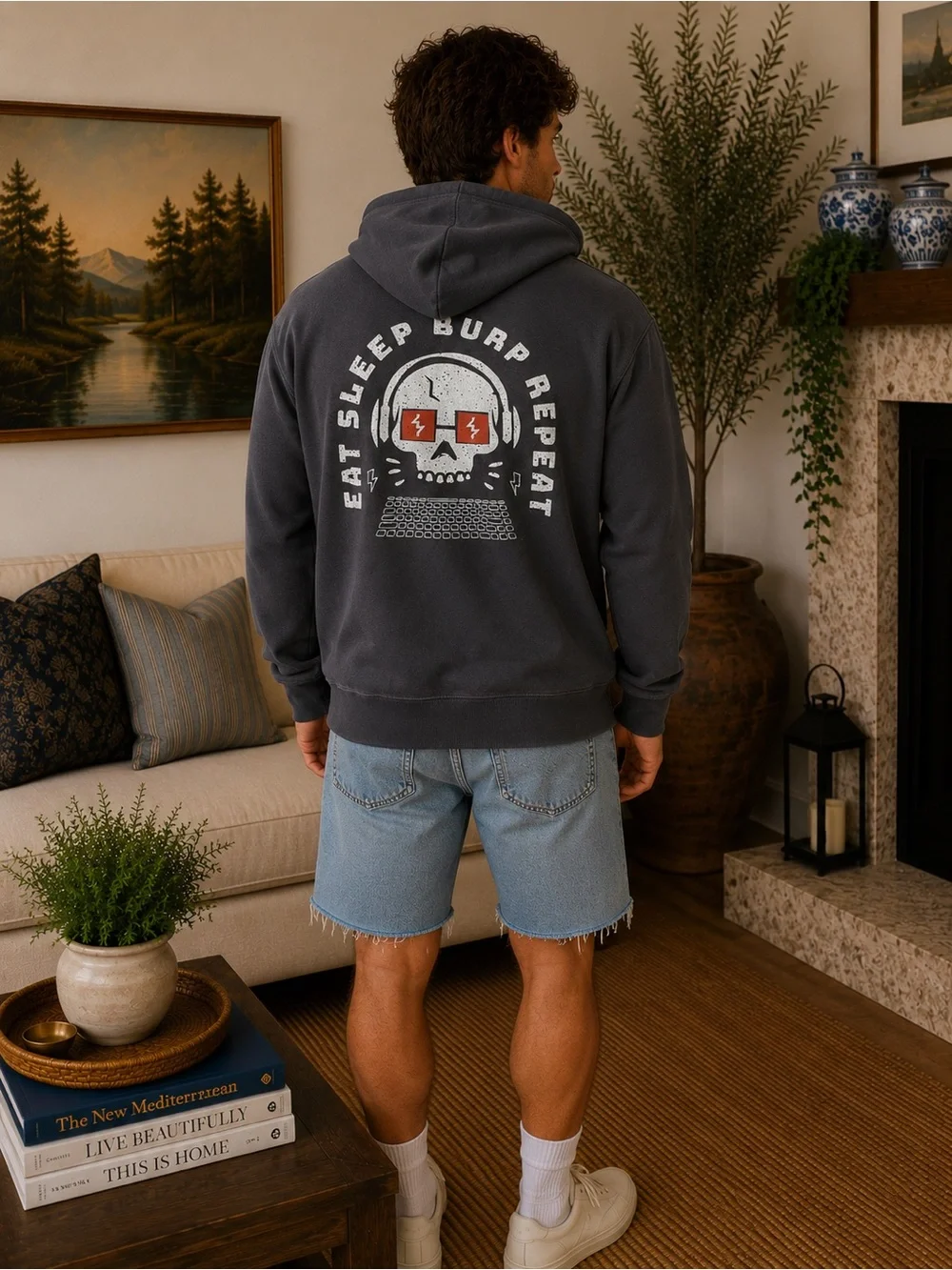 Graphic Skull Pullover Hoodie in Charcoal size M